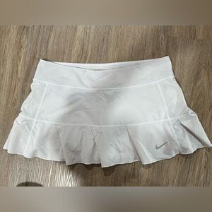 Nike White Pleated Tennis Skirt